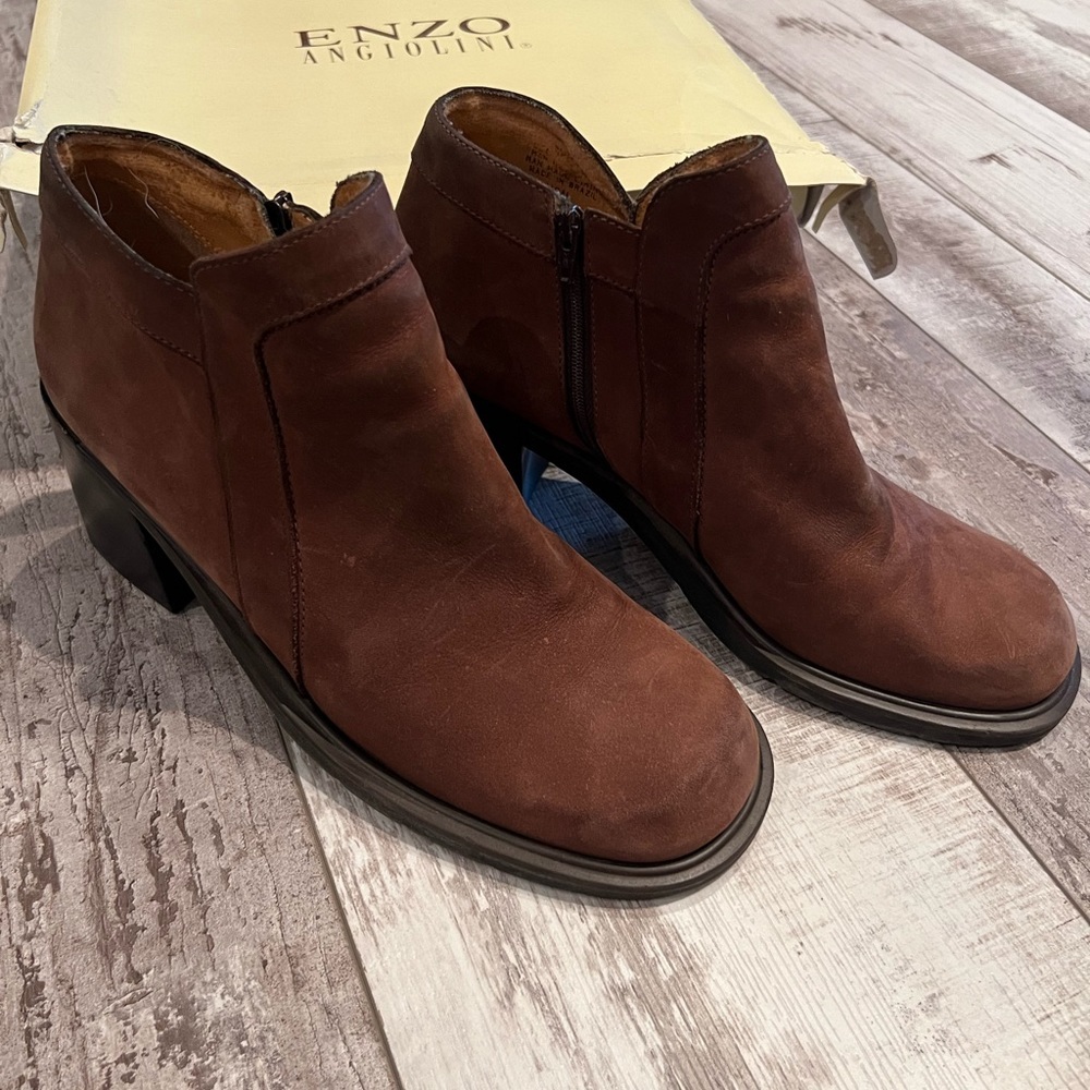 Enzo Angiolini Brown Zipper Boots Size 8.5
